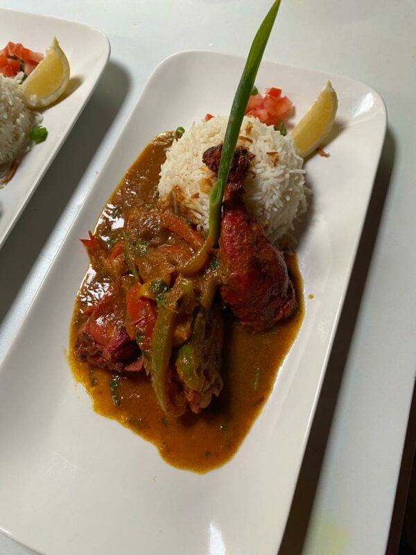 Chicken tandoori curry with rice
